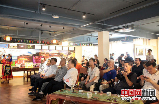 “茶的味道”图片漂流展在北京举行