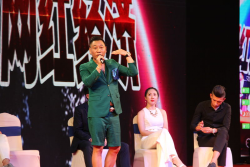 熹佑199用品牌的力量 燃爆美博会(图2) img_9001.jpg